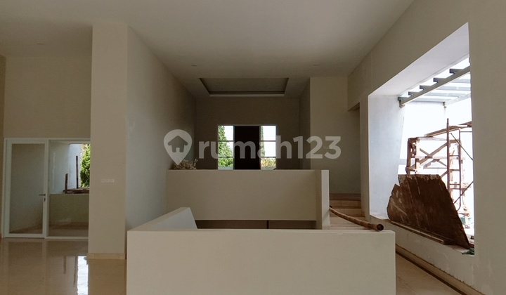 Dijual Rumah Villa di Jayagiri Lembang Bandung 2