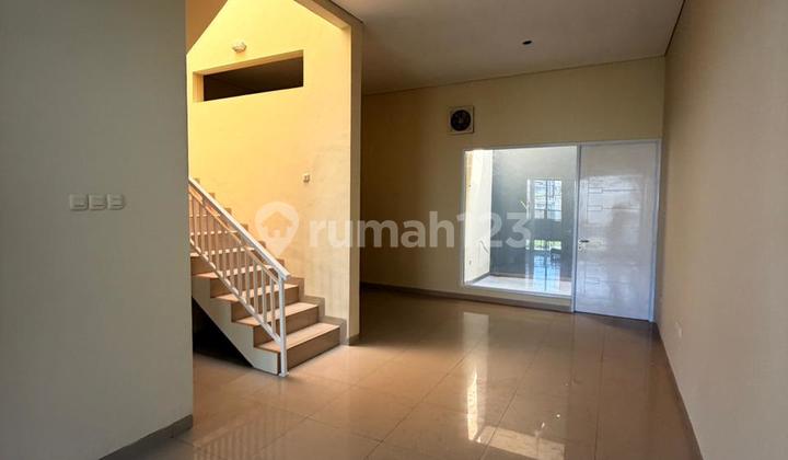 Disewakan Rumah Bagus di Komplek Mekar Wangi Bandung Kota