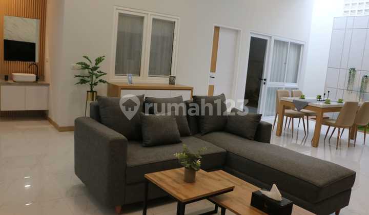Dijual / Disewakan Rumah Nyaman Siap Huni Semi Furnished di daerah Lengkong Pusat Kota Bandung
