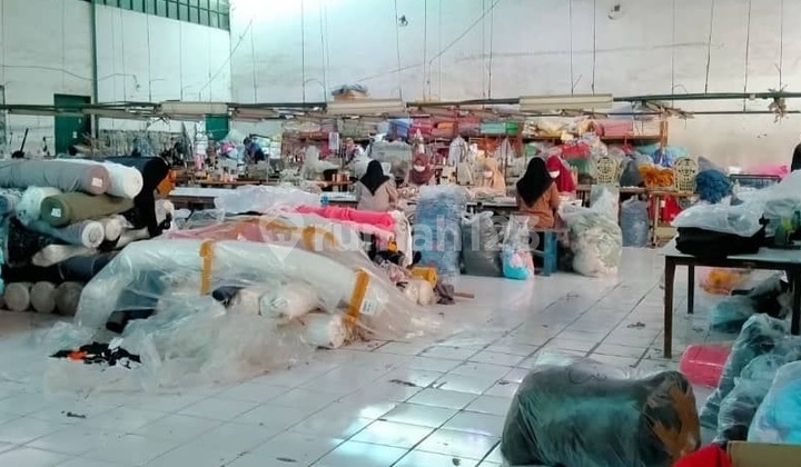 For Sale: Warehouse Ready to Use with Container Access in Cibolerang, Bandung City.