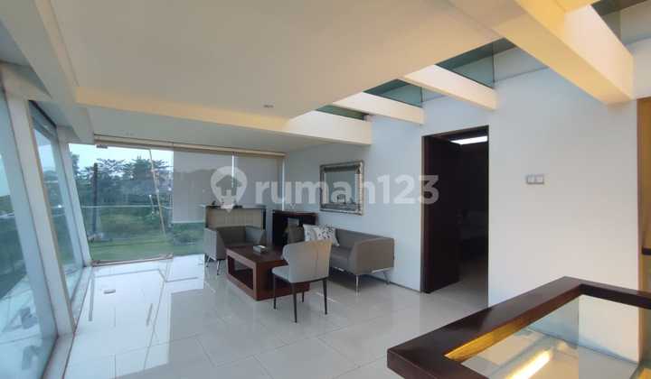 Luxury Home in Tatar Ratnasasih, Kota Baru Parahyangan, Bandung 2