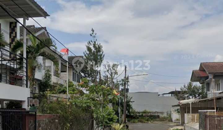 For Quick Sale: Old Land-Based House in Setiabudi Regency Housing, Bandung 2