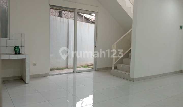 Dijual Rumah 2 Lantai Siap Huni di Kopo Permai Bandung Dijual Rumah 2 Lantai Siap Huni di Kopo Permai Bandung