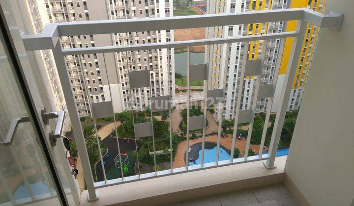 Apartemen Studio View Kolam Renang Siap Huni di The Springlake Summarecon Bekasi 2