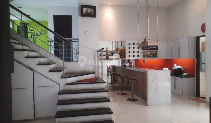 Rumah 2,5 Lantai Bagus Furnished SHM di Sunter Dekat Moi Kelapa Gading, Jakarta Utara 2