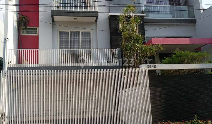 Rumah 2,5 Lantai Bagus Furnished SHM di Sunter Dekat Moi Kelapa Gading, Jakarta Utara 1