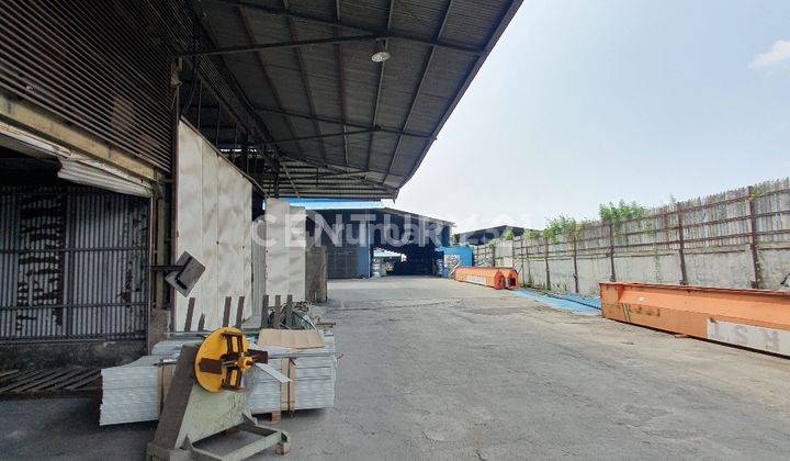 Disewakan Luas Gudang 2376m² 2 Lantai Akses Container 40 Feet 2