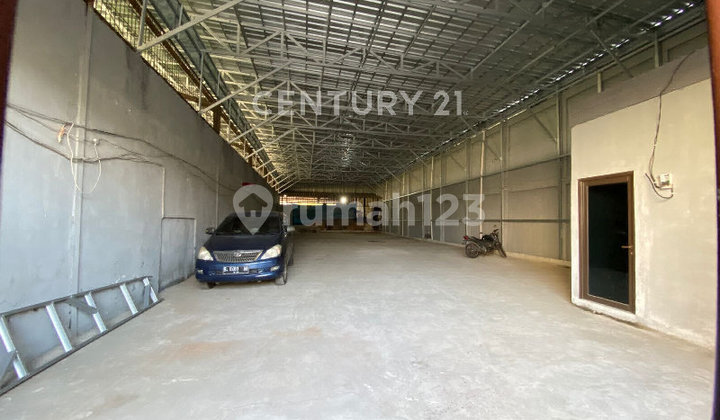 Warehouse for Rent with Truck Access in West Jakarta Warehouse for Rent with Truck Access in West Jakarta