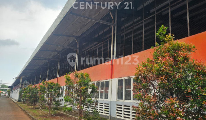 Factory or Warehouse in the Industrial Area of East Karawang Factory or Warehouse in the Industrial Area of East Karawang