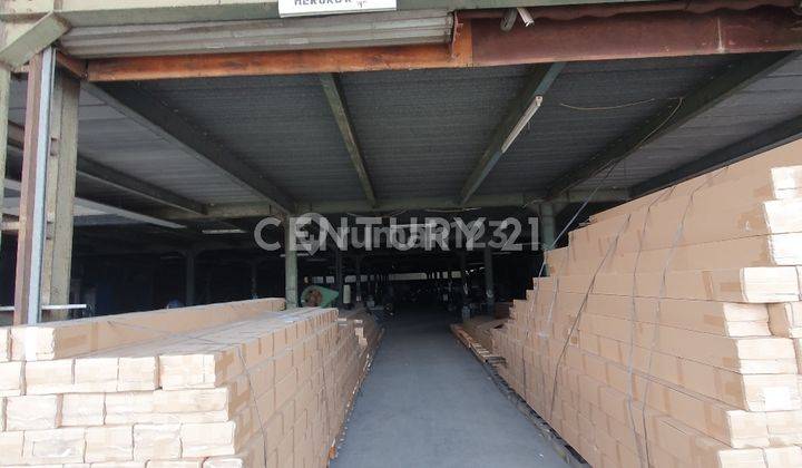 Disewakan Luas Gudang 2376m² 2 Lantai Akses Container 40 Feet 2