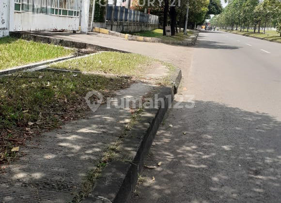 Gudang dan Kantor LT 8205 di Daerah Kawasan Jababeka