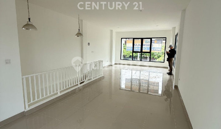 Disewakan Ruko Hoek 2 Lantai Citra Garden 8 2