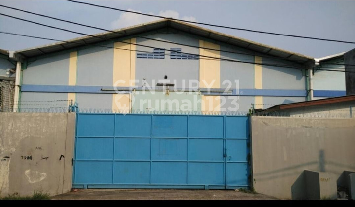 Spacious, Sturdy, Strategic, Comfortable, Affordable, Neat Steel Warehouse. Spacious, Sturdy, Strategic, Comfortable, Affordable, Neat Steel Warehouse.