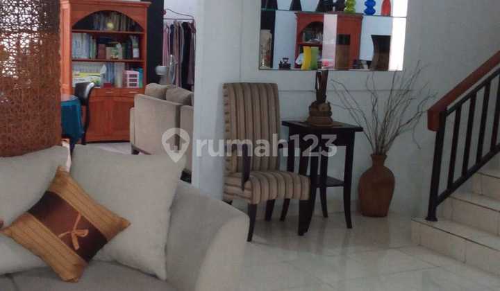 HOUSE FOR SALE IN VILLA MELATI MAS 2