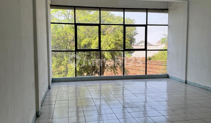 Ready-to-Use Shop House in Setrasari Mall Ready-to-Use Shop House in Setrasari Mall