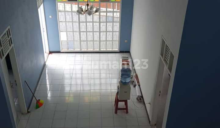 For Rent 2-Story House Ready to Occupy, Suitable for Office and Mess, Cikutra Bandung