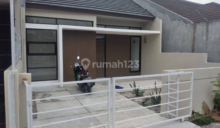 Rumah Baru Minimalis Nyaman di Ciwastra Bandung 1