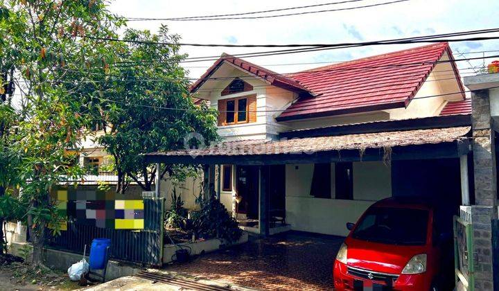 Rumah Luas Nyaman di Komplek Pinus Regency 1