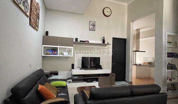 Rumah Modern Minimalis Furnished di Kopo Safira Residence 1