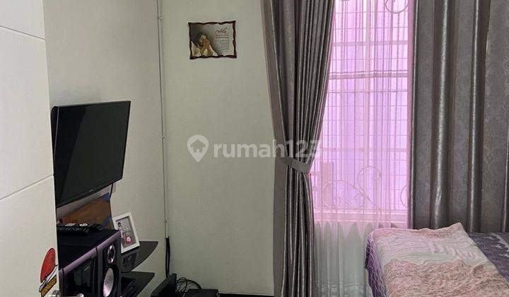 Rumah Minimalis Siap Huni di Sommerville Taman Kopo Indah V 2