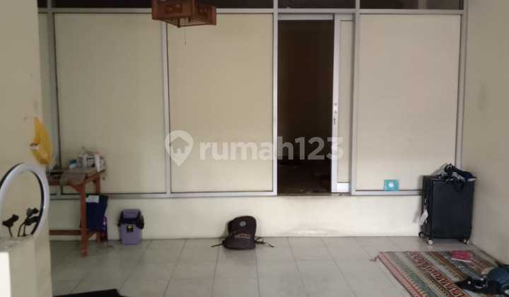 Di jual Ruko 2 Lantai Siap Usaha Mainroad Sudirman 1