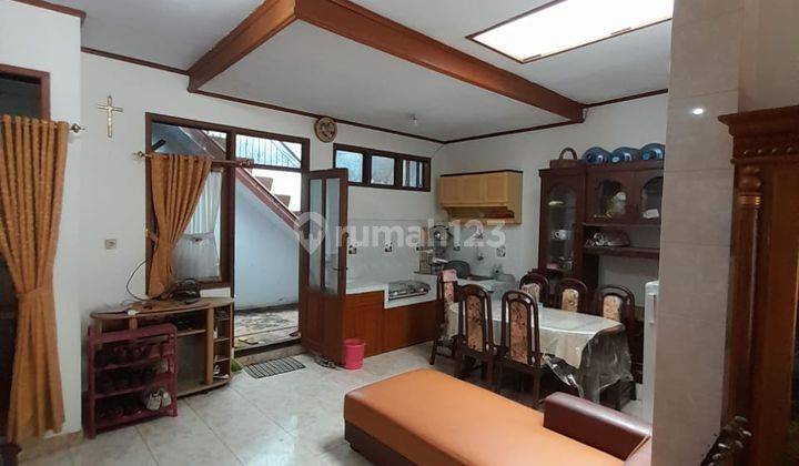 Dijual Rumah Tingkat Siap Huni di Dekat Terminal Antapani