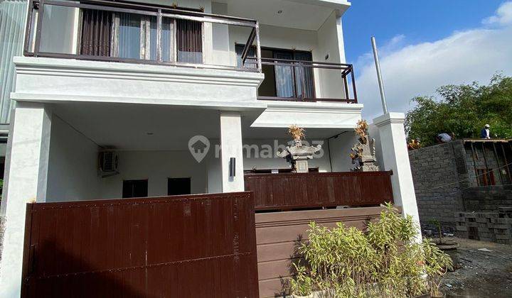 Dijual Rumah Baru Lantai 2 Sangat Cocok Untuk Pasangan Muda  1