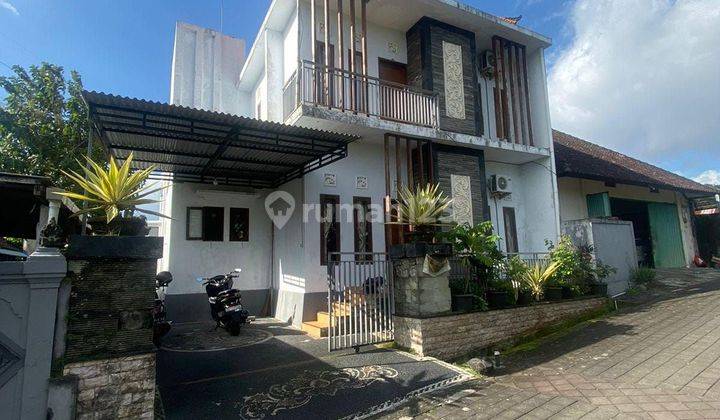 Rumah di Jalan cakrajaya abianbase badung 2 Lantai istimewa 1