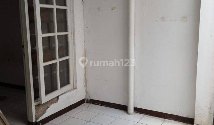 Rumah disewakan di bintaro sektor 2 1