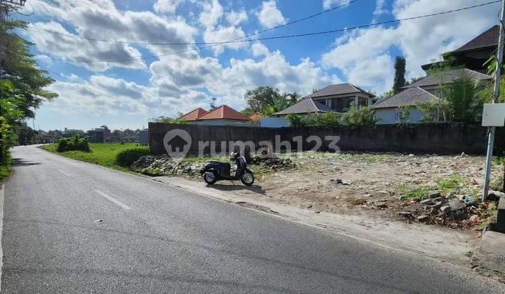 Land Near Berawa Beach Suitable for Private Villa