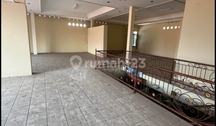 Large Size Rental Shop In Ubud At Cheap Prices 2