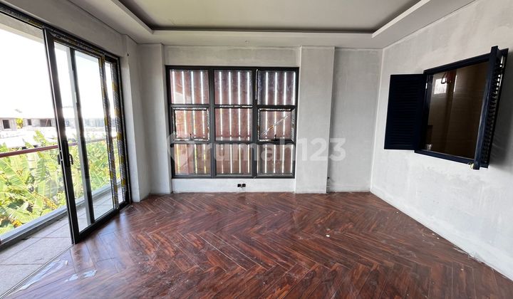 Hotel 10 Rooms in Canggu Ready to Use Leasehold Min 10 Years 2