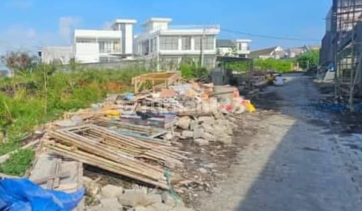 Tanah Di Pantai Berawa Dekat Atlas Finss Dll 