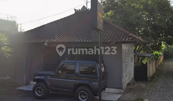 Shop with 4.6 Are of Land on Jalan Raya Mas Ubud 1