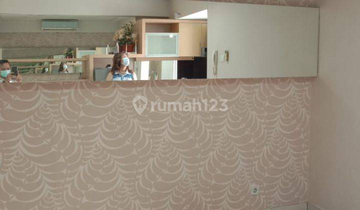 Apartemen Cosmopolis Furnish View Kolam Renang 2