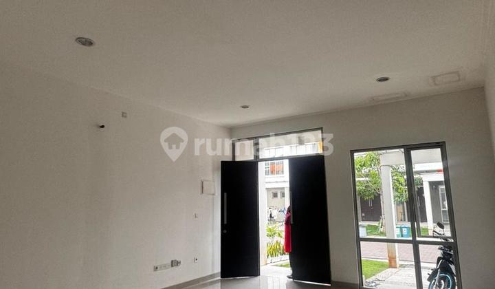 For Rent New House Pik2 Empty 3+1 Bedrooms 8x12.5 Size