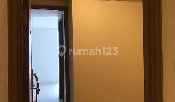 Disewakan Apartemen Gold Coast 1 BR Semi Furnished Bagus 2