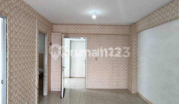 For Rent Green Bay Apartment 3 Bedroom Empty Unfurnished 2