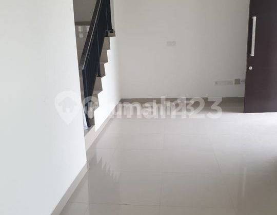 For Sale Millennial House Pik2 Extension 8x10 Hook 2 Floors Unfurnished