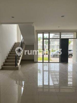 Disewakan Rumah Baru Pik2 Ukuran 10x15 Kosongan Unfurnished 1