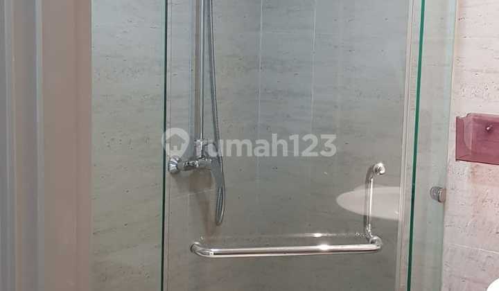 Disewakan Murah Apartemen Gold Coast Pik 1 BR Sea View Furnished 2