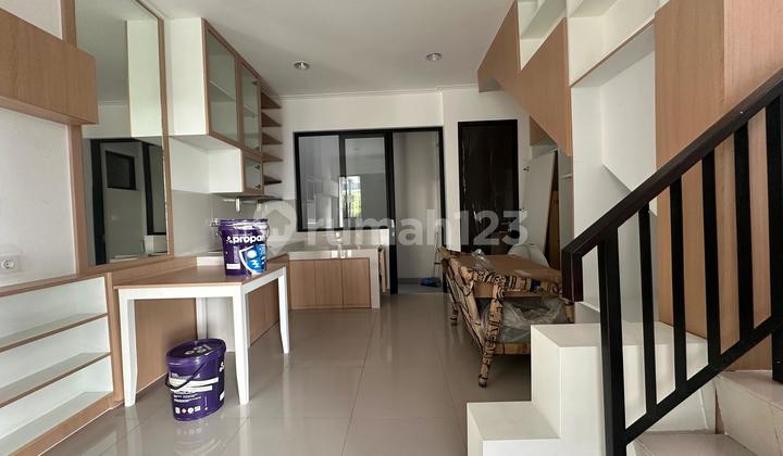 Disewakan Rumah Milenial Pik2 Extension 4,5X10 Furnished Cantik
