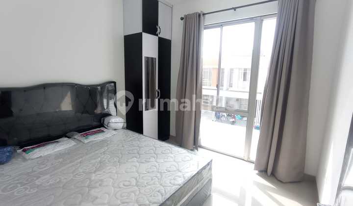 Disewakan Rumah PIK2 Luas 4,5x10 Furnished Siap Huni 2