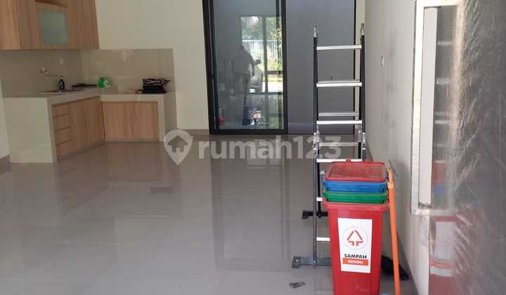 For Rent Millennial House in PIK2 Extension, size 6x15, with AC and water heater. 2