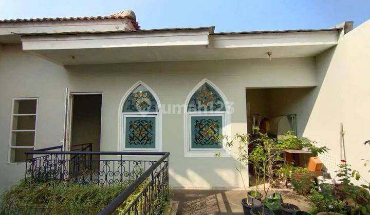 Rumah 2 lantai Delatinos  di jual murah  1