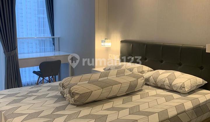 Disewakan Unit Apartment Full Furnished Lokasi Strategis Dekat dengan Binus University 2