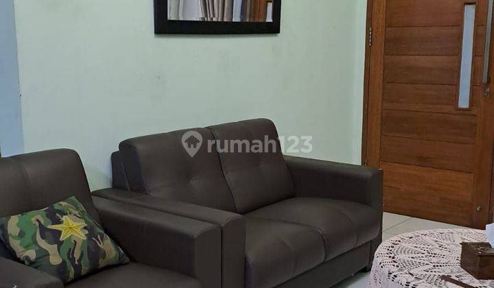 Rumah 2lantai Disewakan, Furnished Rapi Strategis Dekat Sekolahan Dan Exit Toll  2