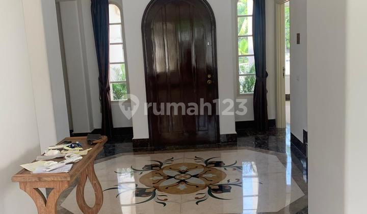 Dekat Akses Tol, 2 Lantai, Dekat Pusat Perbelanjaan, Siap Huni 2