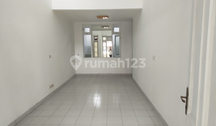 Rumah 2 Lantai Di Alam Sutera Dijual Murah Lokasi Strategis Dekat Mall Dan Pasar Modern 