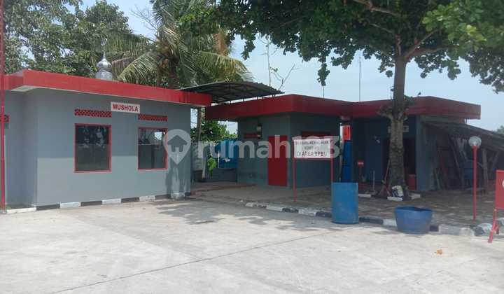 For Sale Gas Station Business Space in Cilamaya Wetan 3000.0 m² Freehold Title